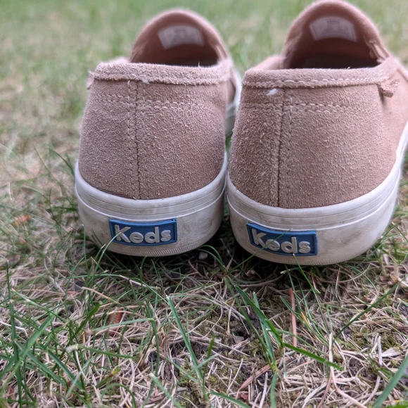 Keds Tan Canvas Slip-On Sneakers EUC - Picture 3 of 5